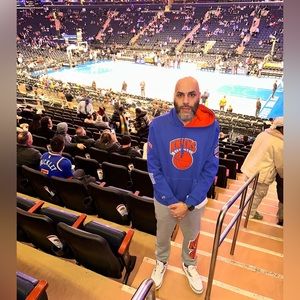 Meet your Posher, Manny